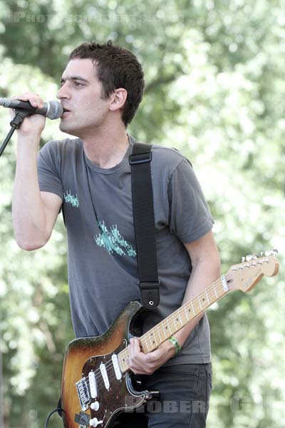 SUUNS - 2011-05-29 - PARIS - Parc de la Villette - 